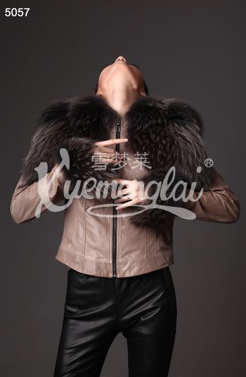 皮革服装