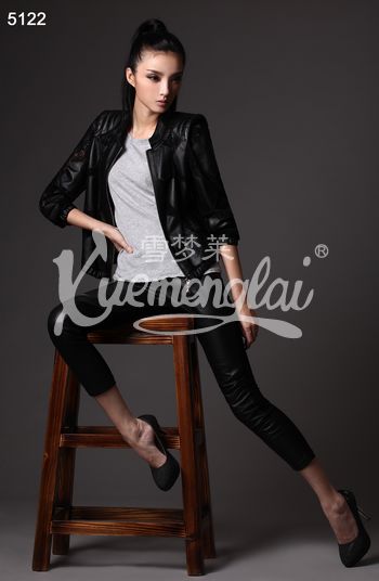 皮革服装